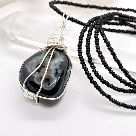 RARE Black Suleiman Suleimani Natural Stone Healing Protection Pendant Necklace - Picture 2 of 4